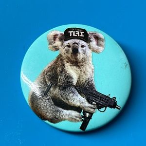 🖤TLFI : TRUE LOVE FALSE IDOLS Koala 🐨 pin brooch